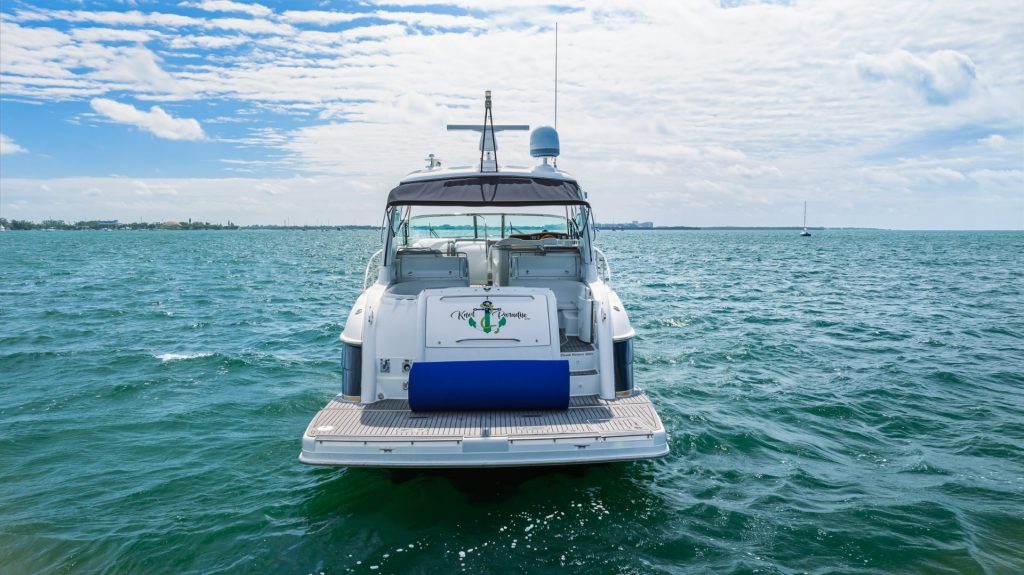 48' Formula' Miami Luxury Modern Yacht Rental Charter