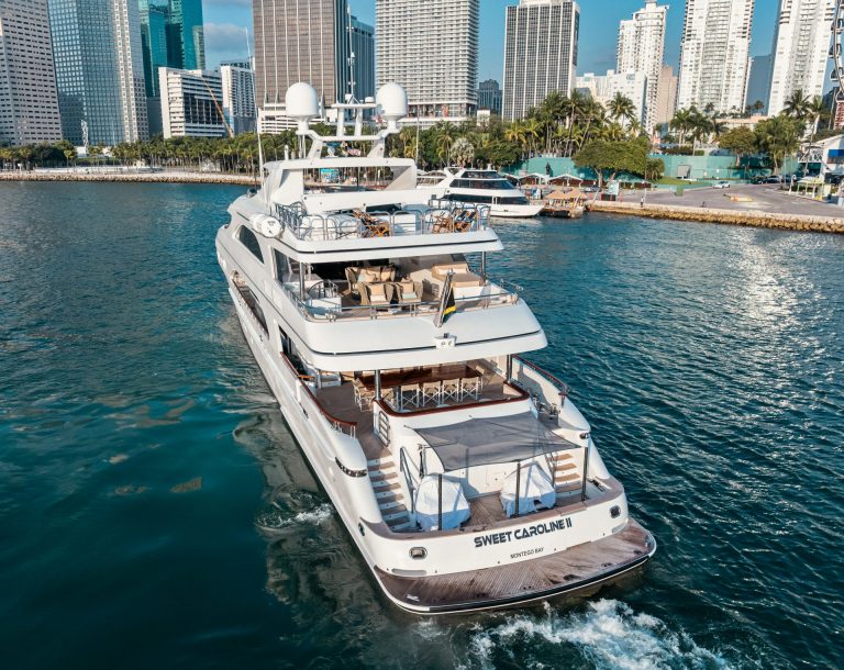 166' Trinity SWEET CAROLINE Miami Luxury Modern Yacht Rental Charter