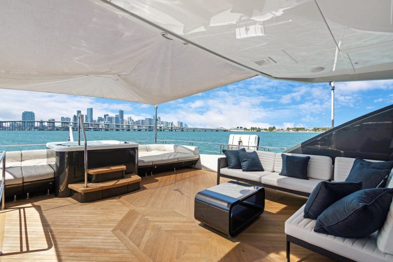 90' Ocean Alexander MAKE BIG HAPPEN Miami Luxury Modern Yacht Rental Charter