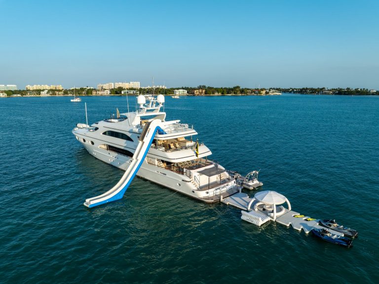 166' Trinity SWEET CAROLINE Miami Luxury Modern Yacht Rental Charter