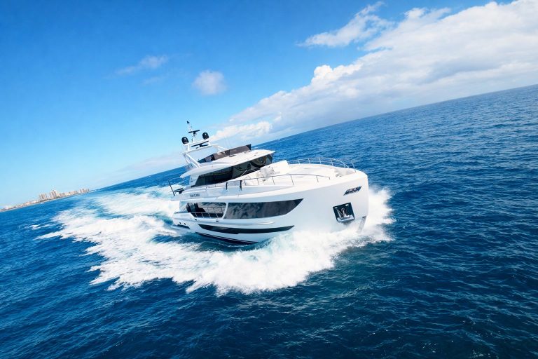 90' Horizon ROCK STARS Palm Beach Luxury Modern Yacht Rental Charter
