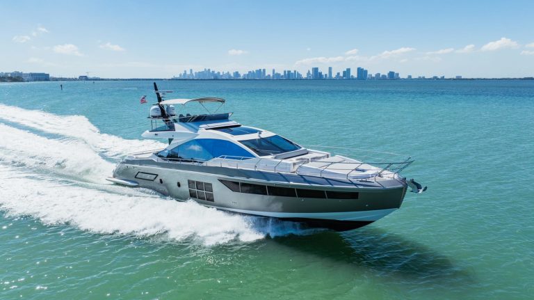 72' Azimut S7' Miami Luxury Modern Yacht Rental Charter