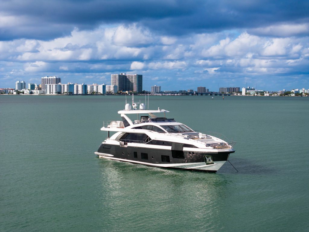 88' Azimut CLOUD 9' Miami Luxury Modern Yacht Rental Charter