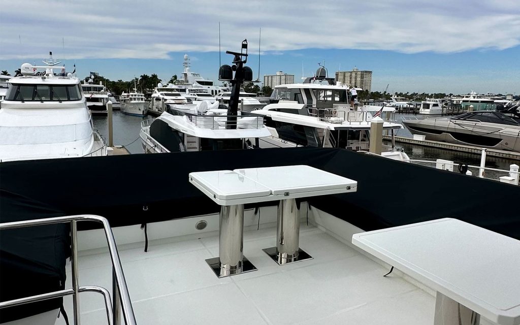 68' Galeon' Palm Beach Luxury Modern Yacht Rental Charter