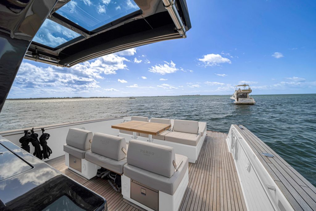 43' Pardo' Miami Luxury Modern Yacht Rental Charter