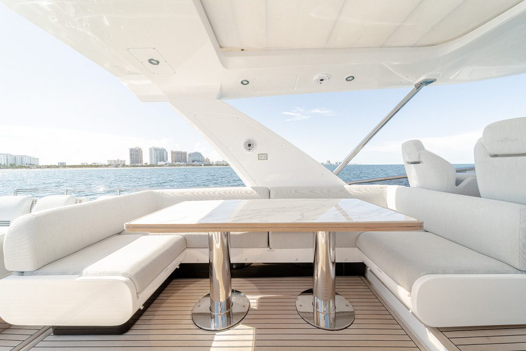 60' Azimut IT AIN'T EASY' Fort Lauderdale Luxury Modern Yacht Rental Charter