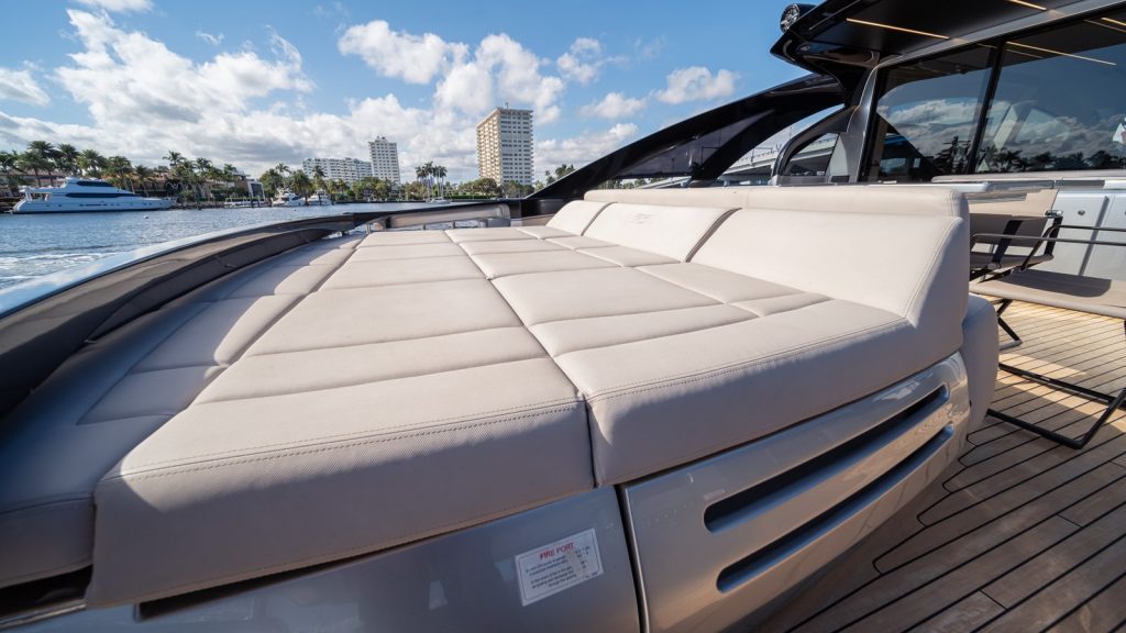 70' Pershing LIQUID' Fort Lauderdale Luxury Modern Yacht Rental Charter