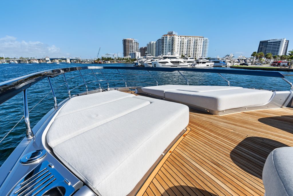 80' Azimut XTREME' Miami Luxury Modern Yacht Rental Charter