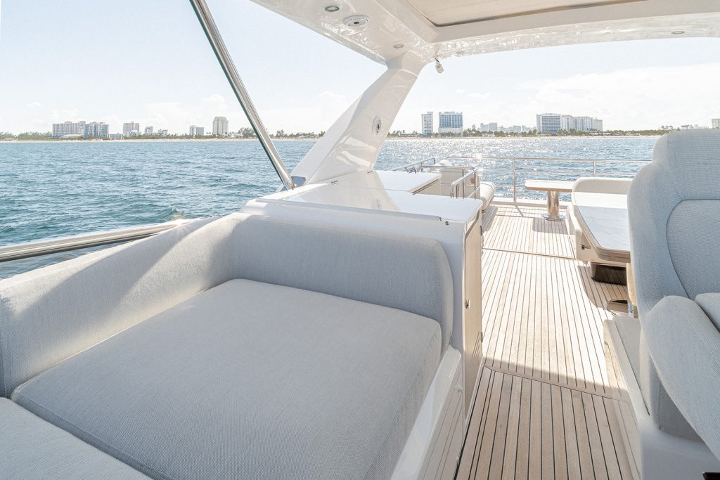60' Azimut IT AIN'T EASY' Fort Lauderdale Luxury Modern Yacht Rental Charter