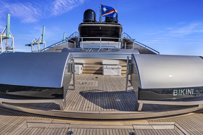 116' Pershing GTX Miami Luxury Modern Yacht Rental Charter