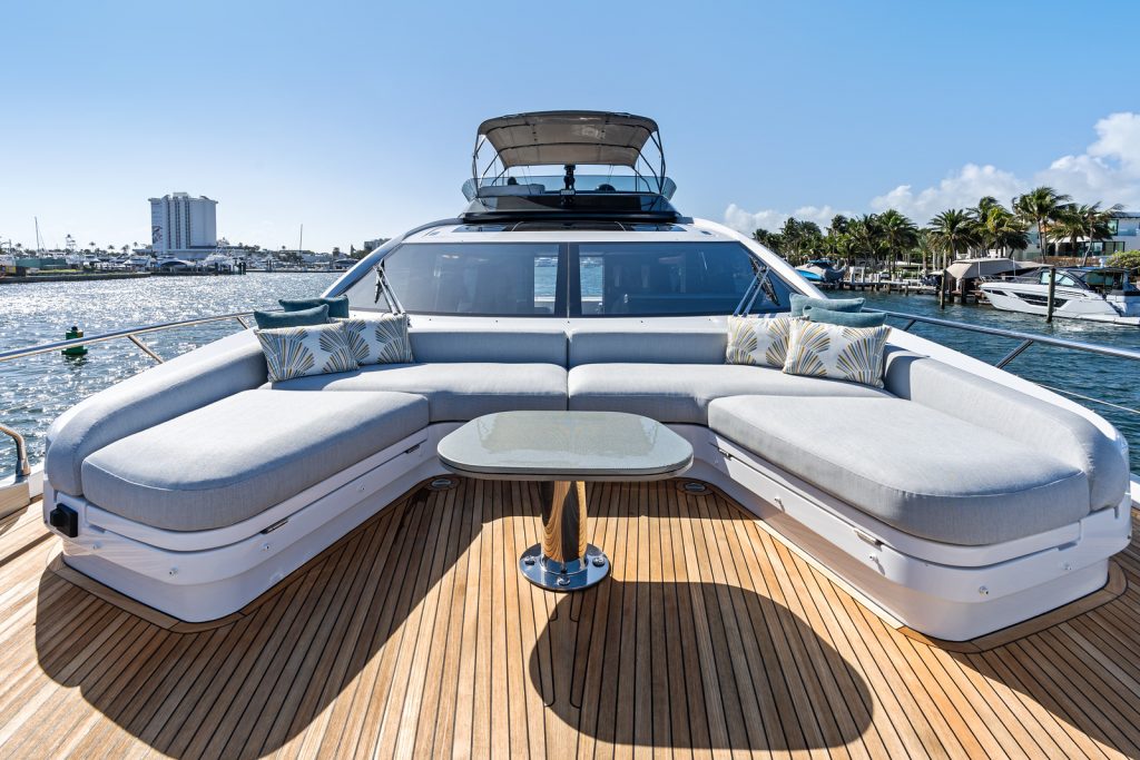 80' Azimut XTREME' Miami Luxury Modern Yacht Rental Charter