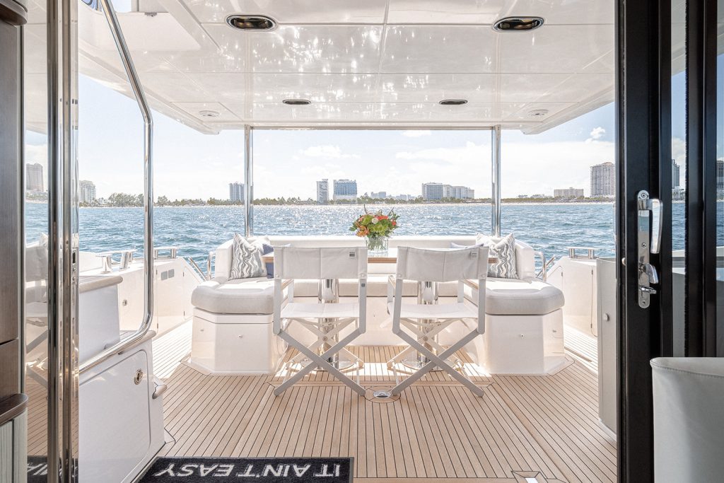 60' Azimut IT AIN'T EASY' Fort Lauderdale Luxury Modern Yacht Rental Charter