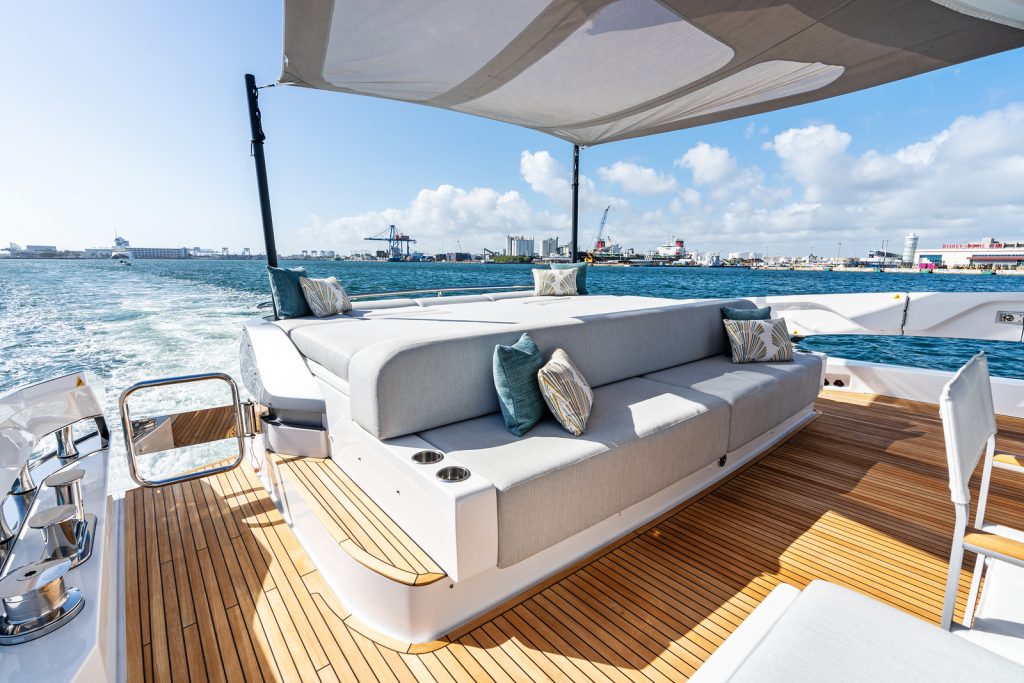 80' Azimut XTREME' Miami Luxury Modern Yacht Rental Charter