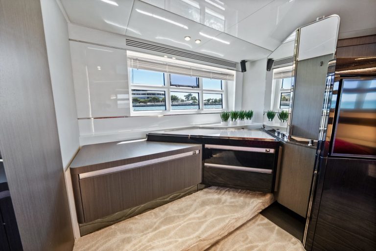 72' Azimut S7' Miami Luxury Modern Yacht Rental Charter