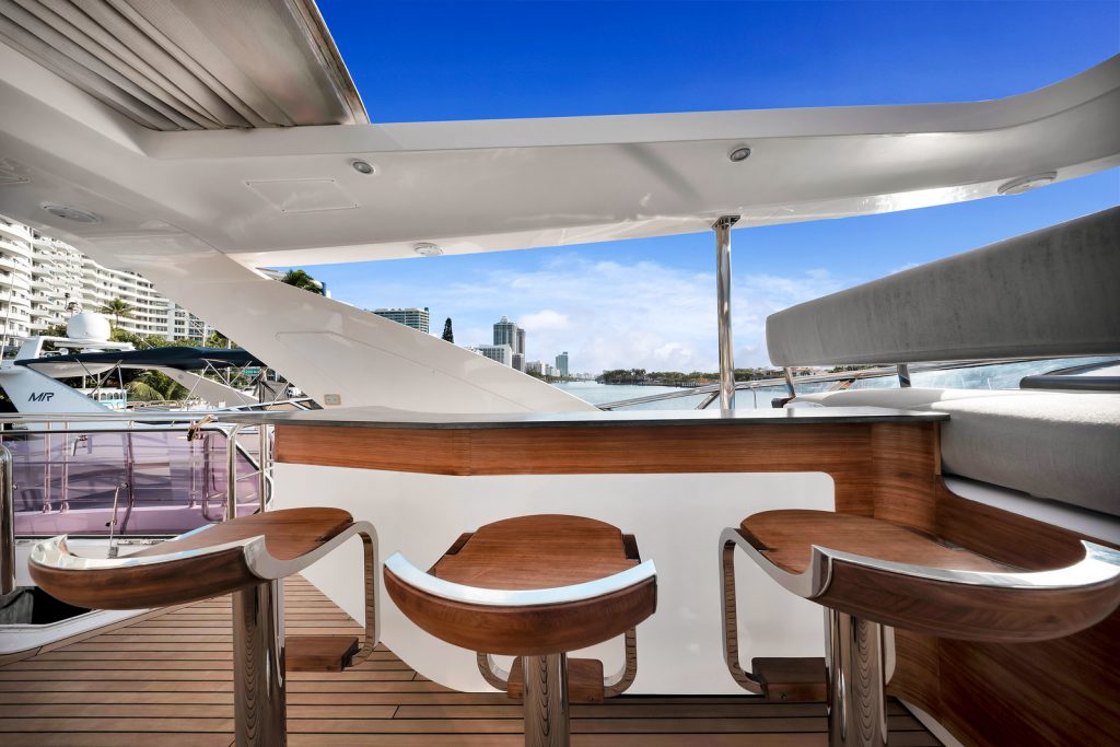 88' Azimut CLOUD 9' Miami Luxury Modern Yacht Rental Charter