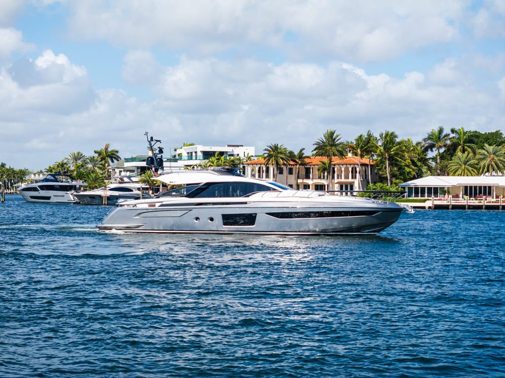 80' Azimut XTREME' Miami Luxury Modern Yacht Rental Charter