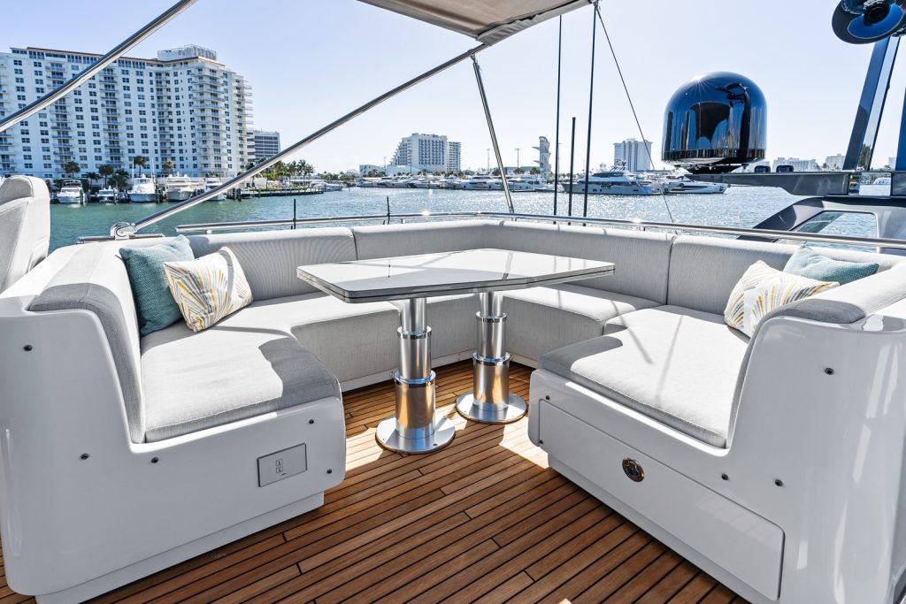 80' Azimut XTREME' Miami Luxury Modern Yacht Rental Charter