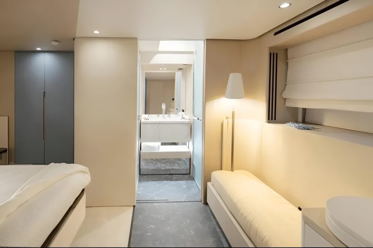 68' Azimut SPYSEA' Miami Luxury Modern Yacht Rental Charter