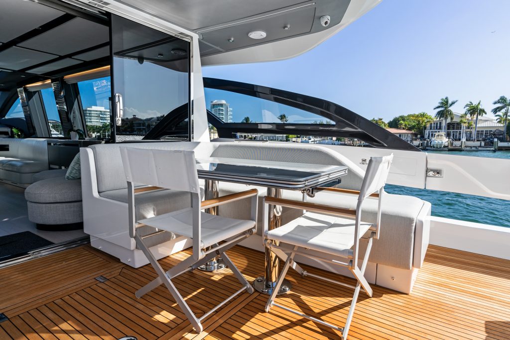 80' Azimut XTREME' Miami Luxury Modern Yacht Rental Charter