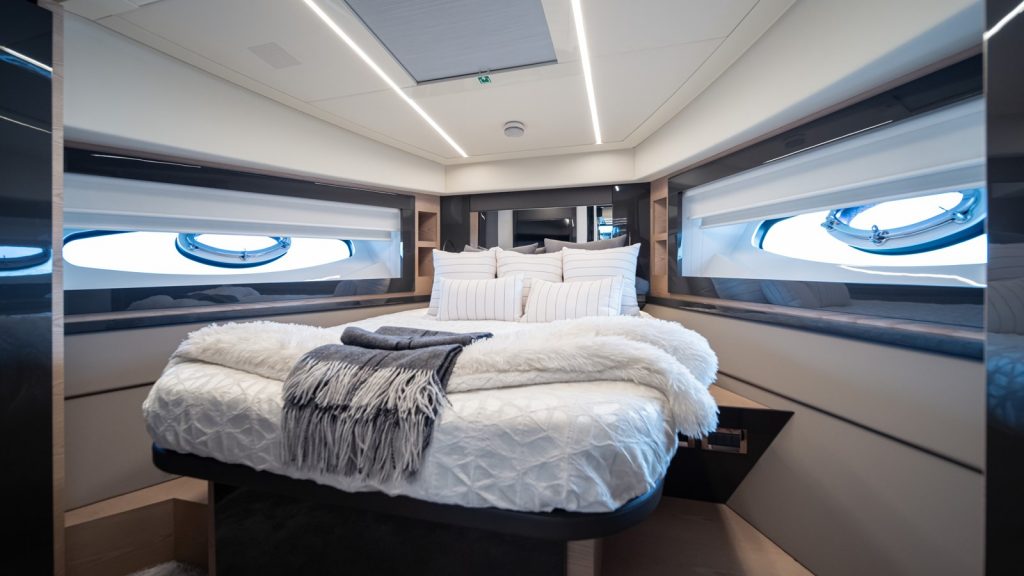 70' Pershing LIQUID' Fort Lauderdale Luxury Modern Yacht Rental Charter