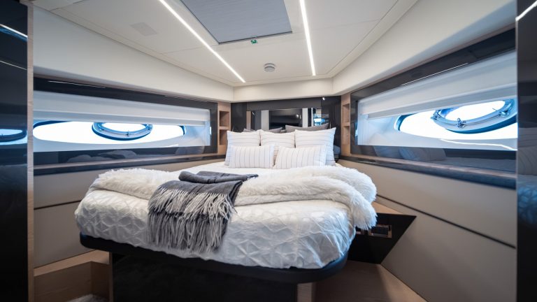 70' Pershing LIQUID' Fort Lauderdale Luxury Modern Yacht Rental Charter