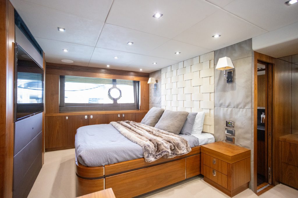 75' Sunseeker SMU' Miami Luxury Modern Yacht Rental Charter