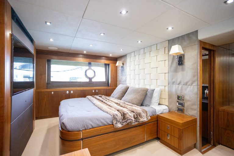 75' Sunseeker SMU' Miami Luxury Modern Yacht Rental Charter
