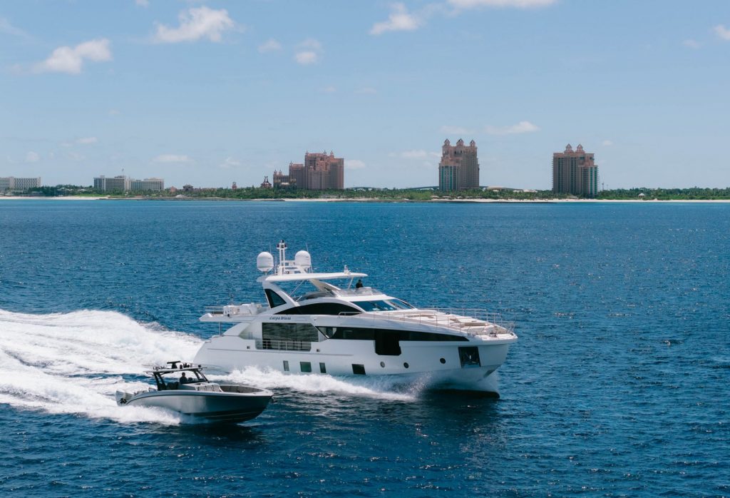 105' Azimut' Miami Luxury Modern Yacht Rental Charter
