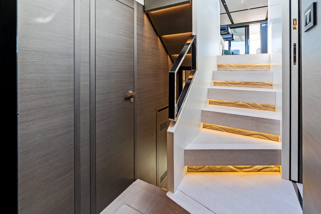 80' Azimut XTREME' Miami Luxury Modern Yacht Rental Charter