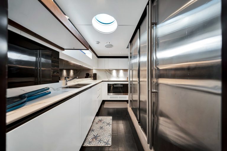 88' Azimut CLOUD 9' Miami Luxury Modern Yacht Rental Charter