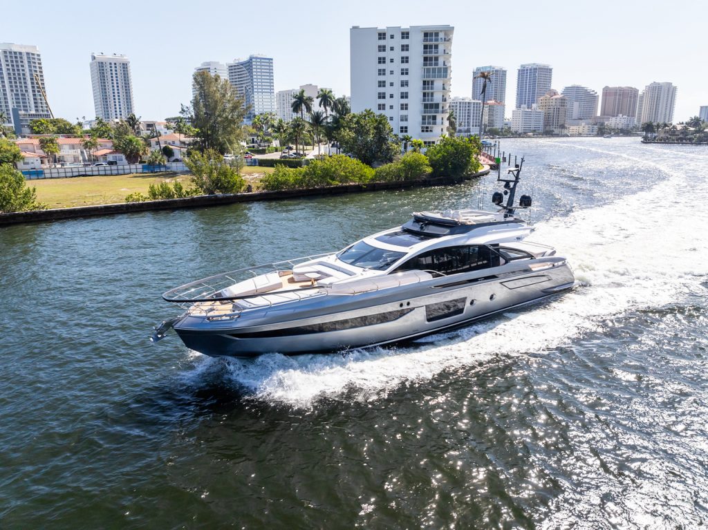 80' Azimut XTREME' Miami Luxury Modern Yacht Rental Charter