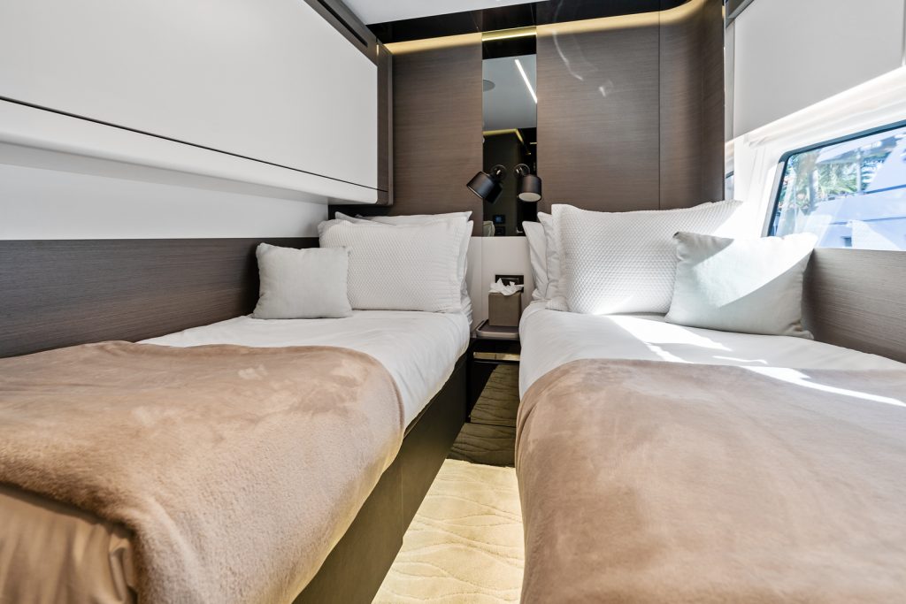 80' Azimut XTREME' Miami Luxury Modern Yacht Rental Charter