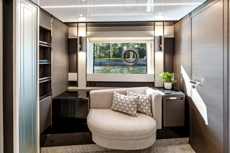 80' Azimut XTREME' Miami Luxury Modern Yacht Rental Charter