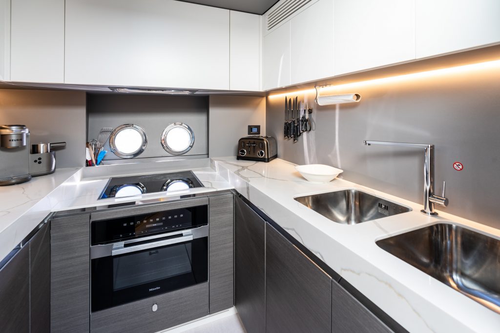 80' Azimut XTREME' Miami Luxury Modern Yacht Rental Charter