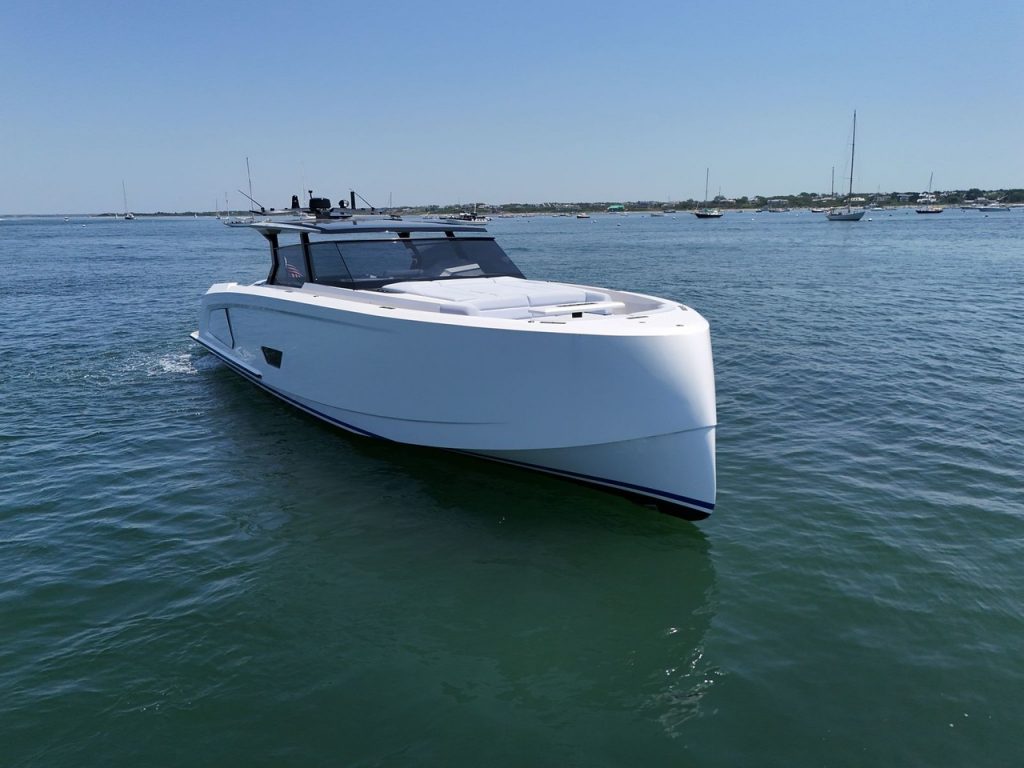 58' Vanquish' Palm Beach Luxury Modern Yacht Rental Charter