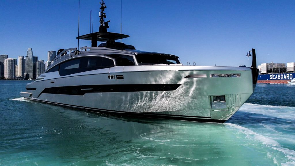 116' Pershing GTX Miami Luxury Modern Yacht Rental Charter