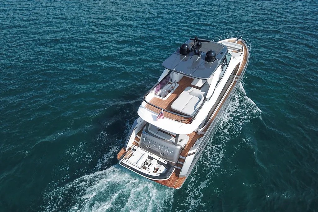 68' Azimut SPYSEA' Miami Luxury Modern Yacht Rental Charter