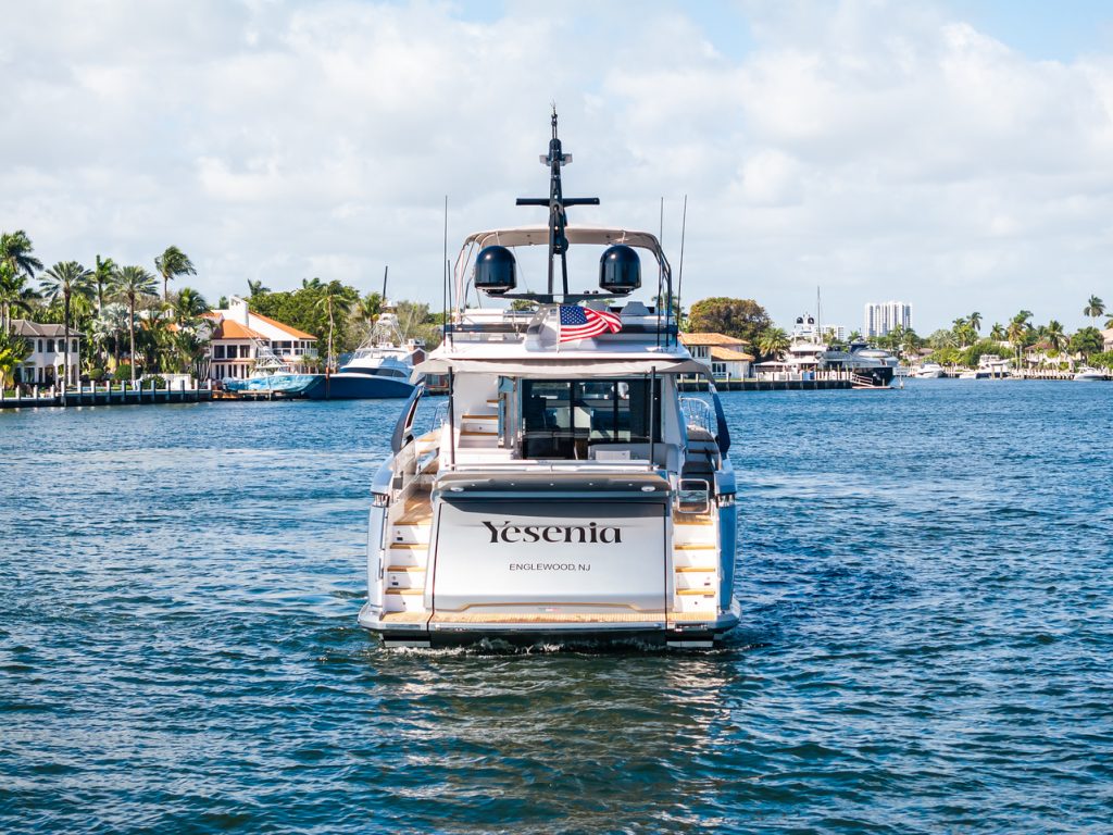 80' Azimut XTREME' Miami Luxury Modern Yacht Rental Charter