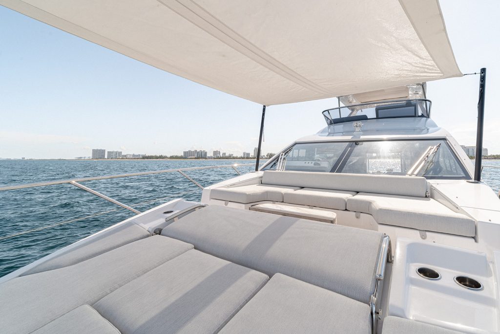 60' Azimut IT AIN'T EASY' Fort Lauderdale Luxury Modern Yacht Rental Charter