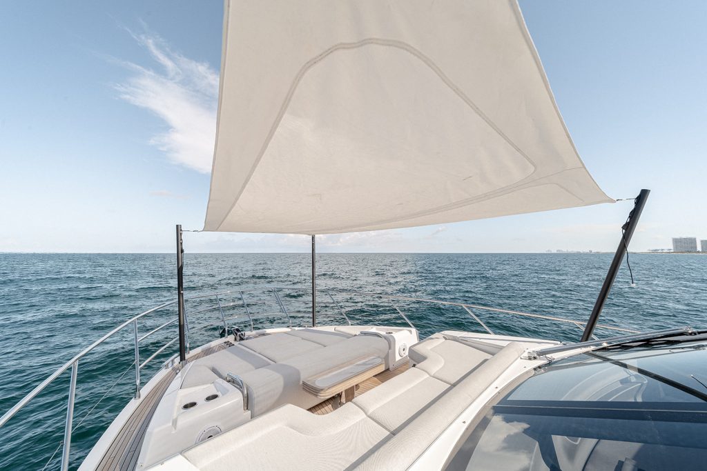 60' Azimut IT AIN'T EASY' Fort Lauderdale Luxury Modern Yacht Rental Charter