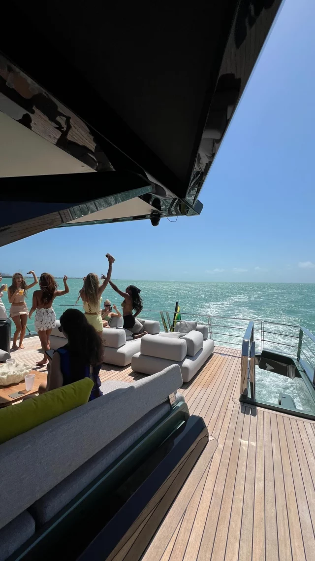 Everyone deserves love, but my friends and I deserve a yacht in Miami. 🛥️ Inquire today!
•
Myke 📲 954.952.3345
#yacht#miami#miamiyachtcharter#miamiyachtrental#yachting#lifestyle#luxury#luxuryyacht#fyp#viral#like#comment#yachtcharter#yachtrental#yachtsofmiami#yachtparty